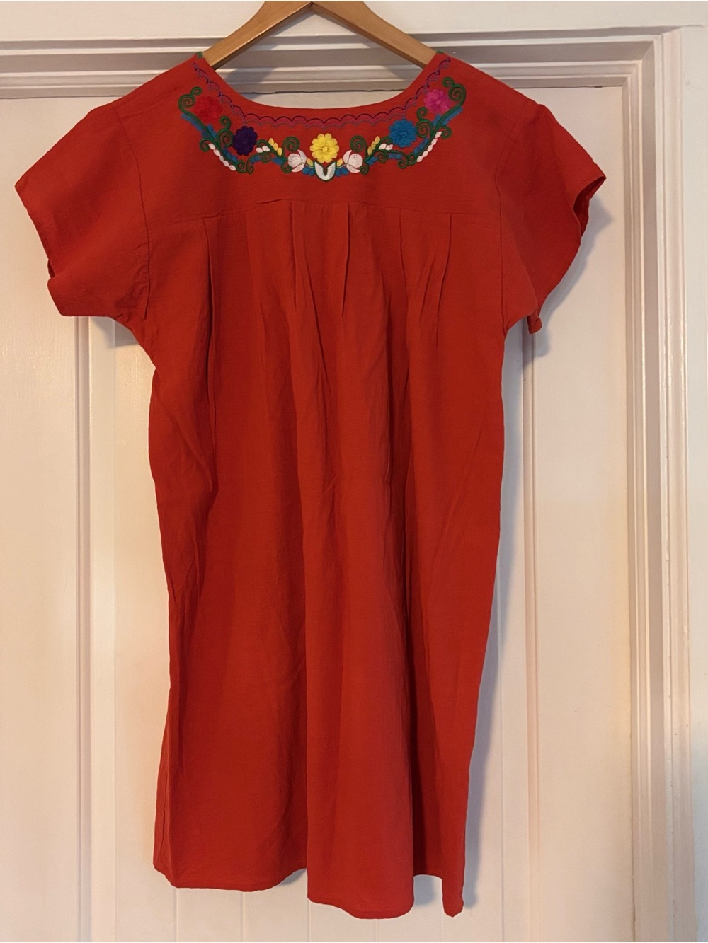 Embroidered Red Embroidered Mexican Women’s Dress SZ L - Picture 6 of 7